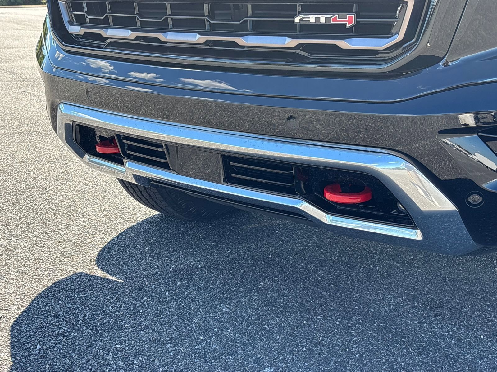 New 2026 GMC Yukon XL AT4 Ultimate w/ LPO, Illumination Package image 32