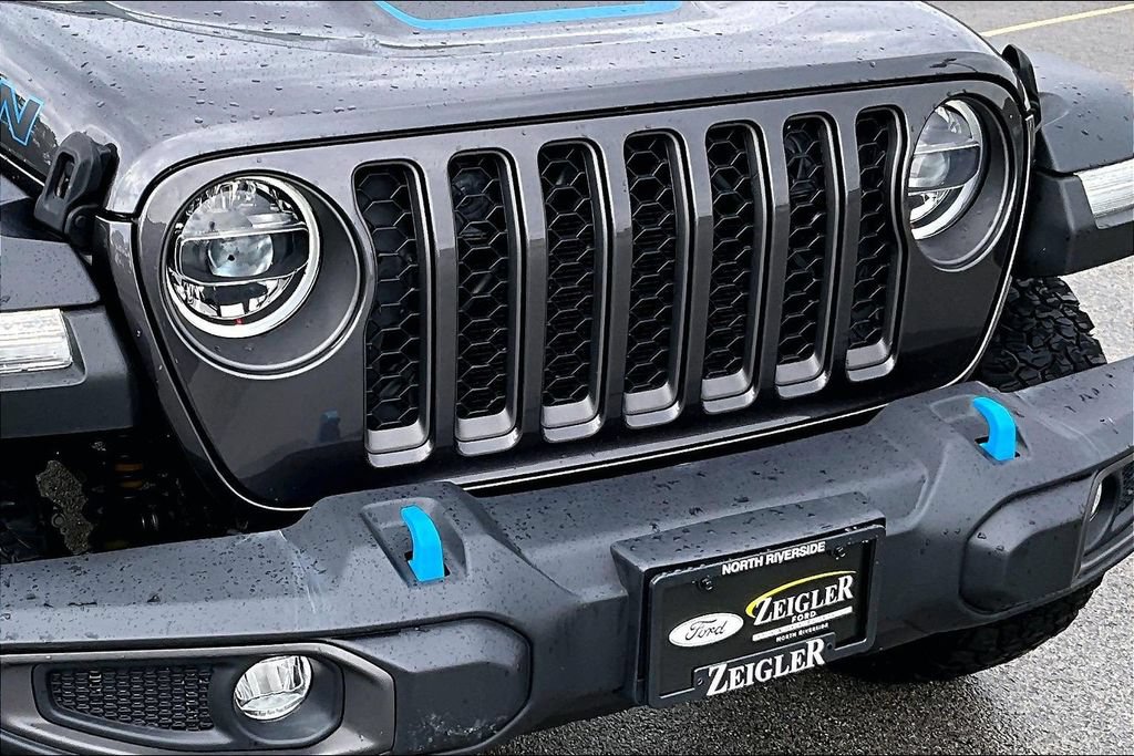 Used 2022 Jeep Wrangler Unlimited Rubicon 4xe w/ Cold Weather Group AWD/4WD image 29
