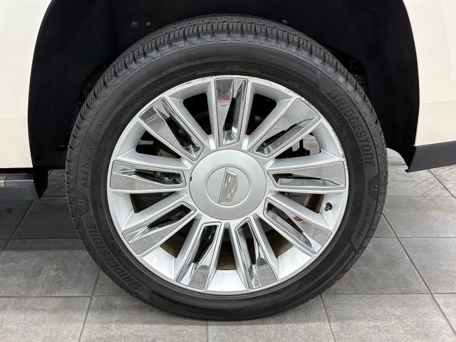 Used 2015 Cadillac Escalade Platinum image 7
