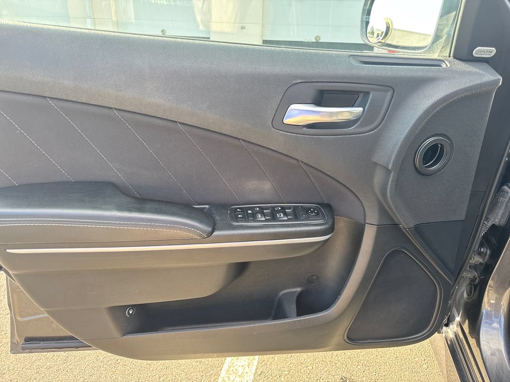 Used 2019 Dodge Charger GT RWD image 13