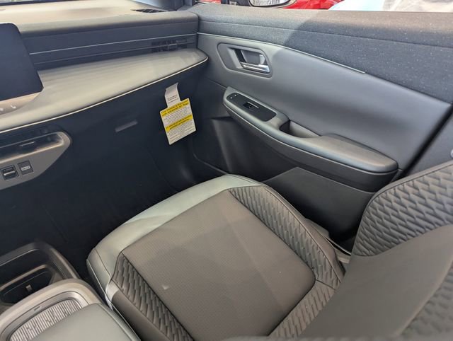 New 2026 Nissan Leaf Platinum+ w/ Cargo Package (Platinum+) image 15