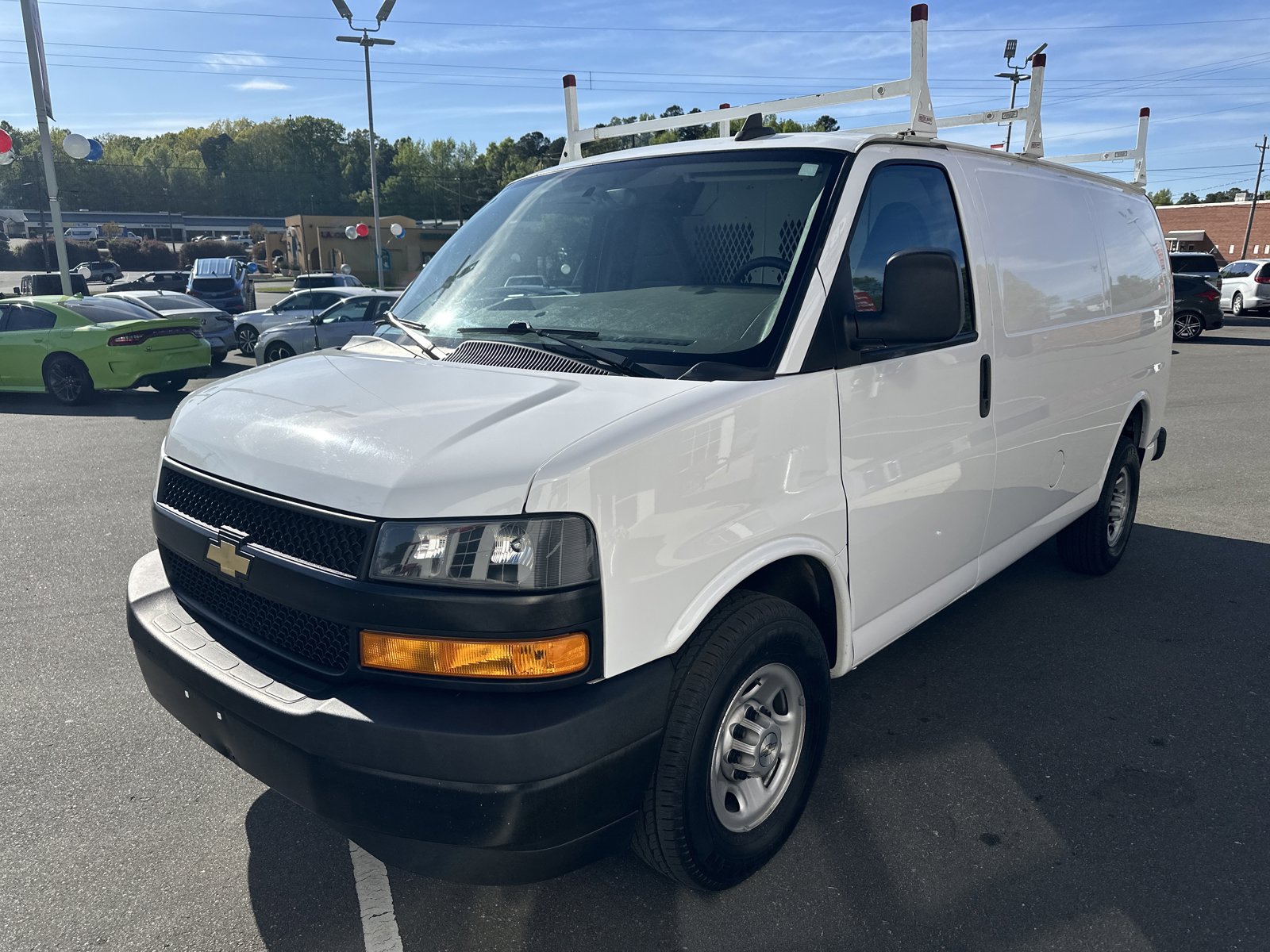 Used 2023 Chevrolet Express 2500 RWD image 4