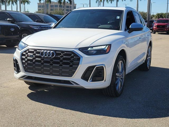 Used 2022 Audi SQ5 Premium Plus w/ Premium Plus Package image 3