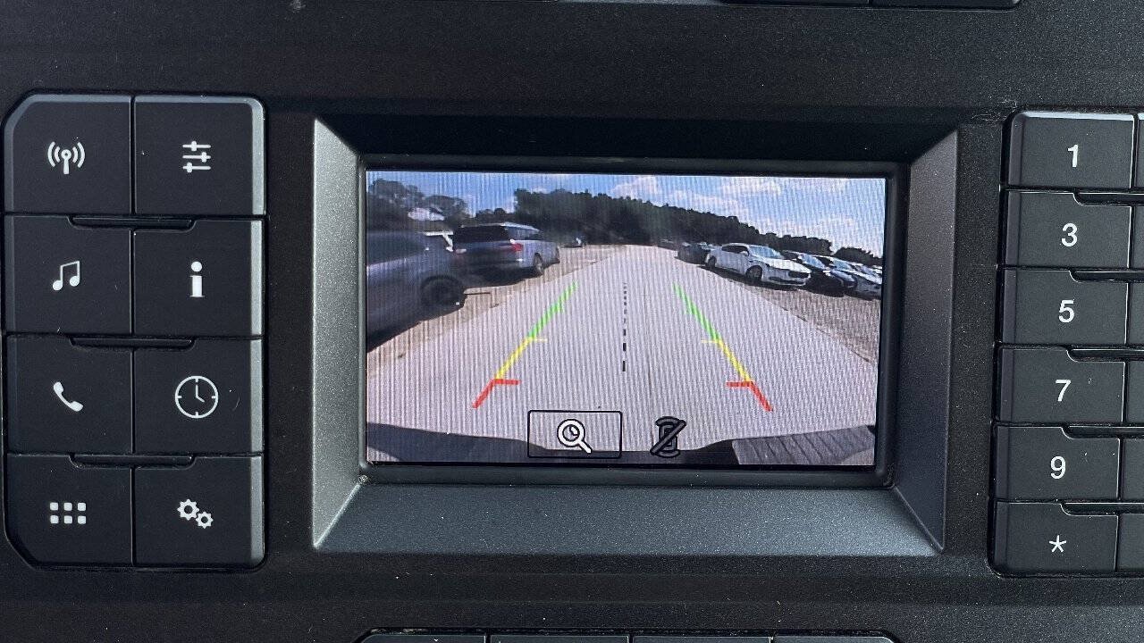 Used 2018 Ford F150 XLT AWD/4WD image 17