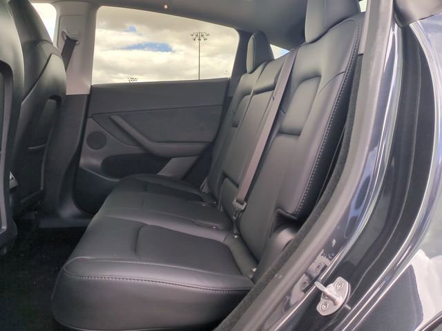 Used 2024 Tesla Model Y Long Range image 27