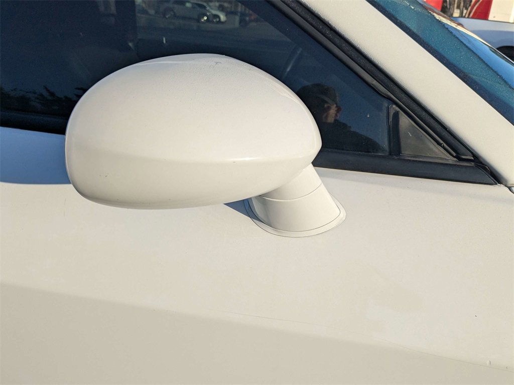 Used 2021 Dodge Challenger SXT image 12