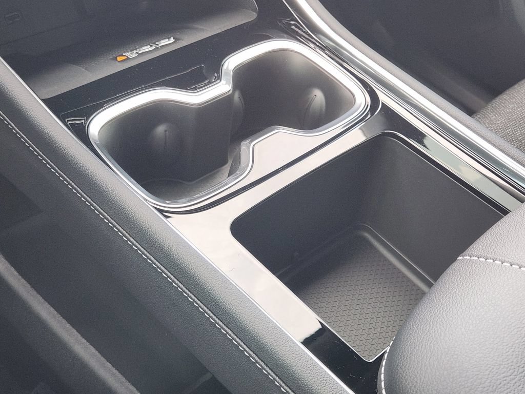 New 2026 Chevrolet Traverse LT FWD image 15