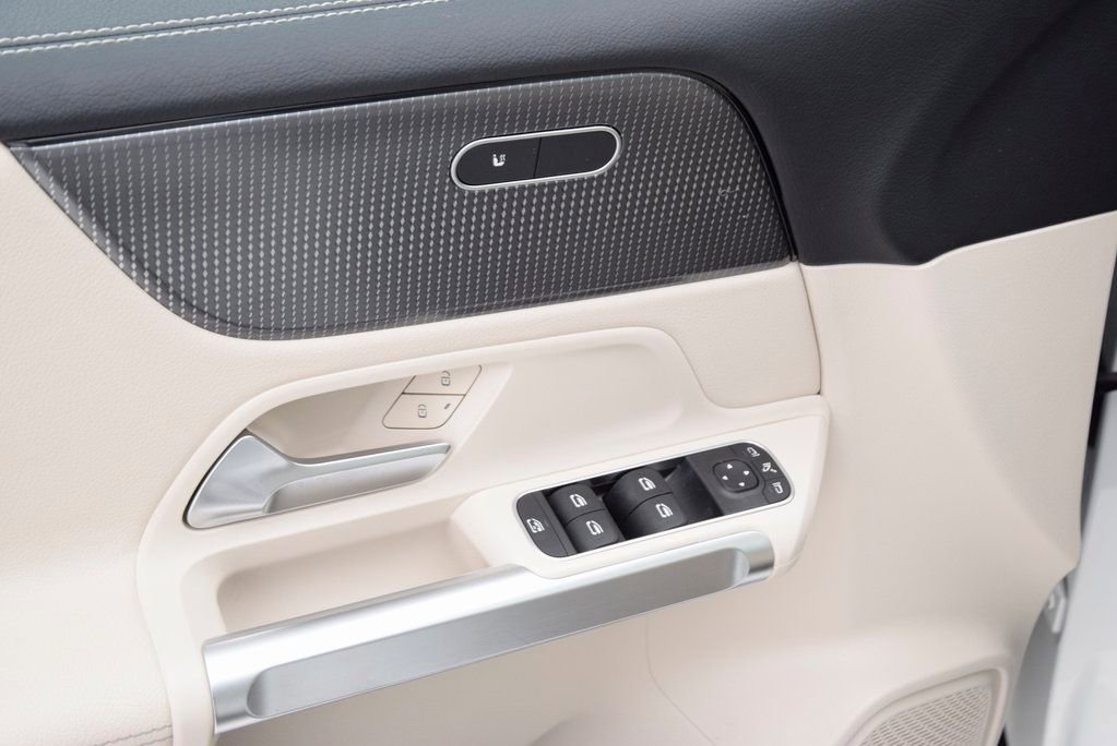 Certified 2022 Mercedes-Benz GLB 250 image 21