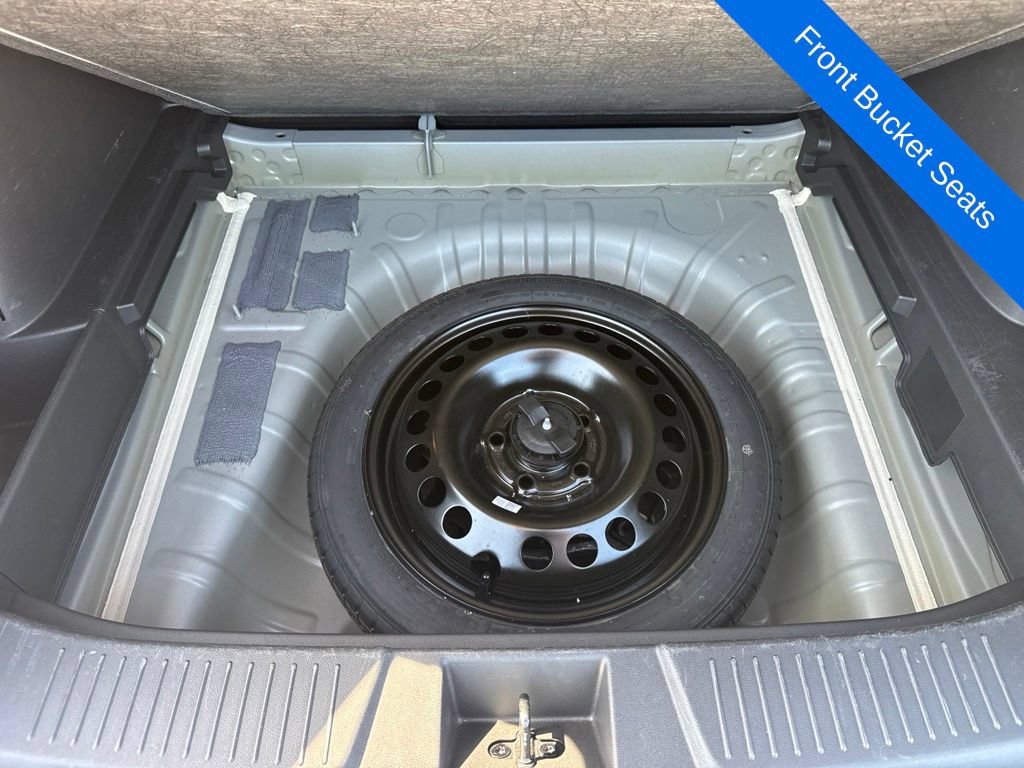 Used 2025 Chevrolet Trax LT FWD image 13