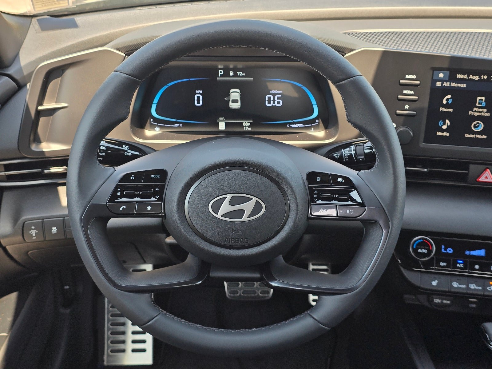 New 2026 Hyundai Elantra SEL Sport FWD image 14