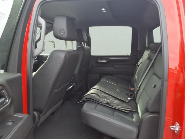 Used 2024 GMC Sierra 3500 SLT w/ SLT Premium Package AWD/4WD image 10