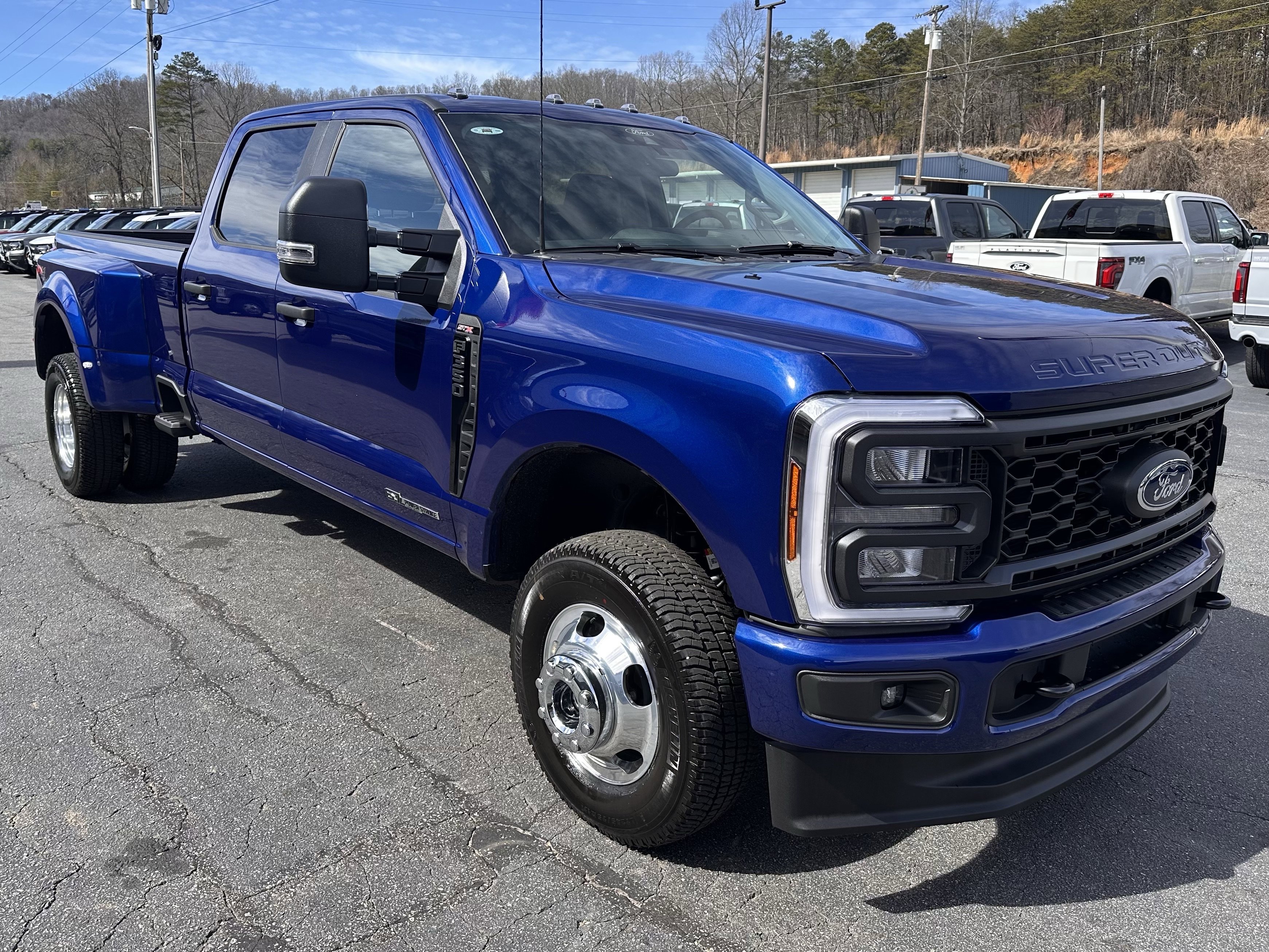 Used 2026 Ford F350 XL w/ STX Appearance Package AWD/4WD image 4