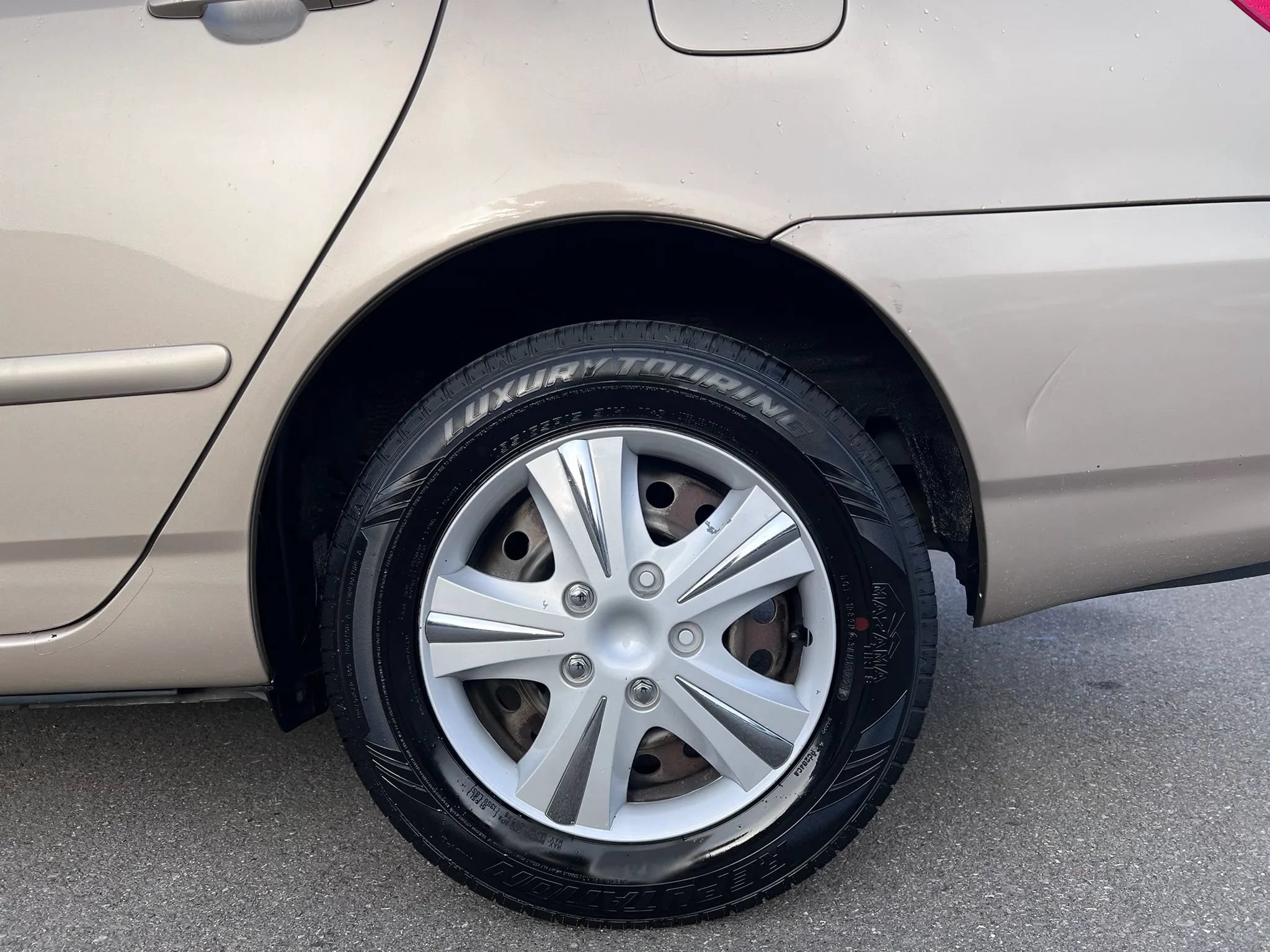 Used 2007 Toyota Corolla CE FWD image 9