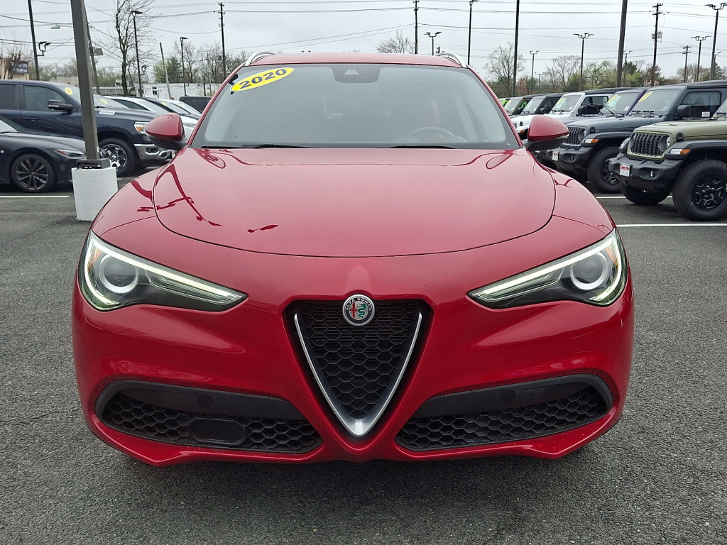 Used 2020 Alfa Romeo Stelvio RWD image 8