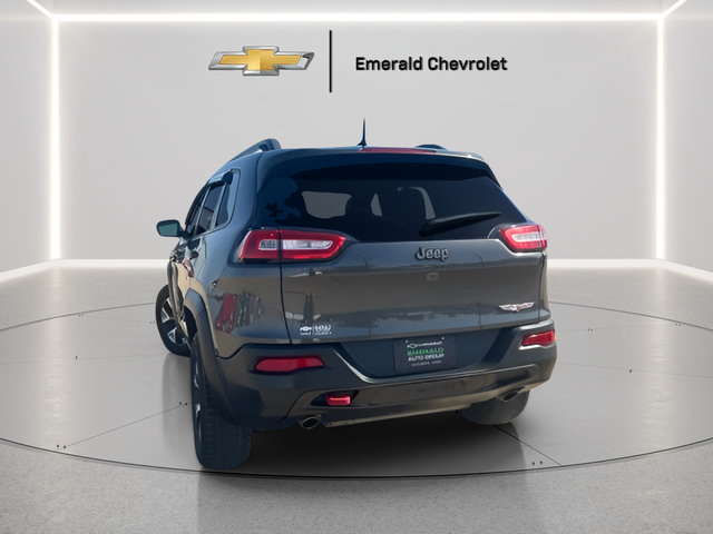Used 2017 Jeep Cherokee Trailhawk w/ Comfort & Convenience Group AWD/4WD image 4