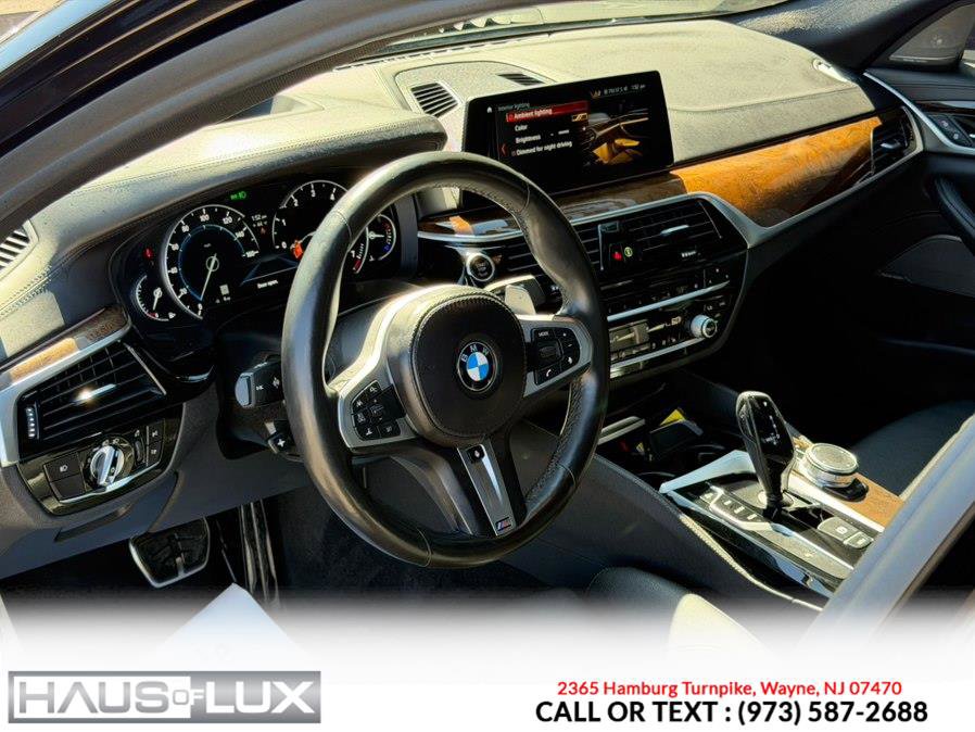 Used 2018 BMW 530i xDrive w/ M Sport Package AWD/4WD image 11