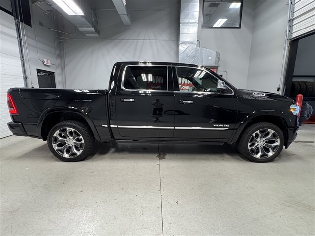 Used 2022 RAM 1500 Limited AWD/4WD image 9