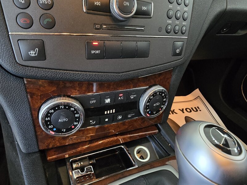 Used 2010 Mercedes-Benz C 300 Sedan w/ Multimedia Pkg image 22