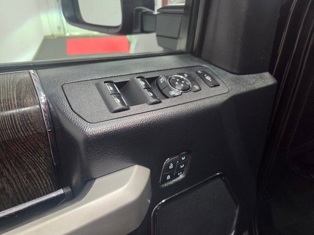 Used 2020 Ford F250 Lariat image 33