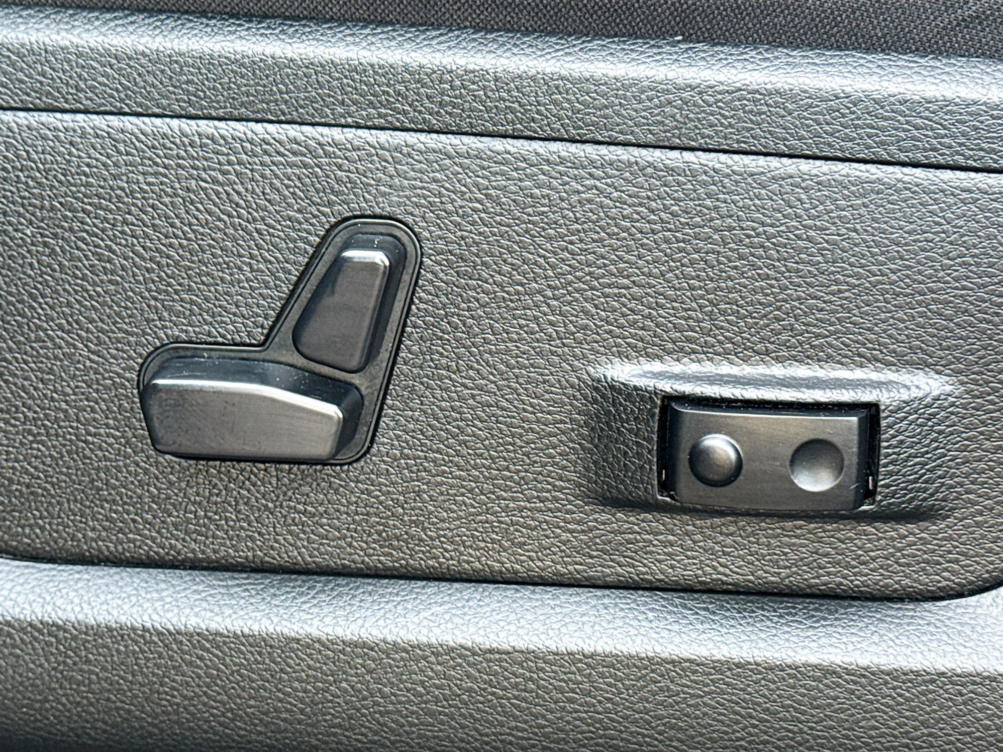 Used 2024 RAM 2500 Big Horn image 23