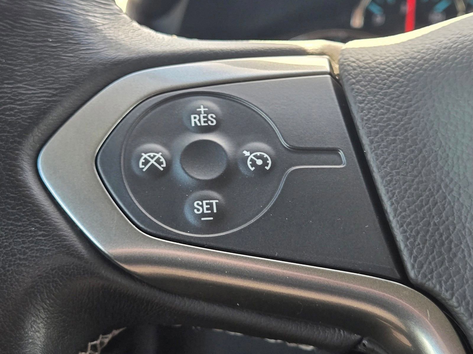 Used 2018 Chevrolet Tahoe LS RWD image 24