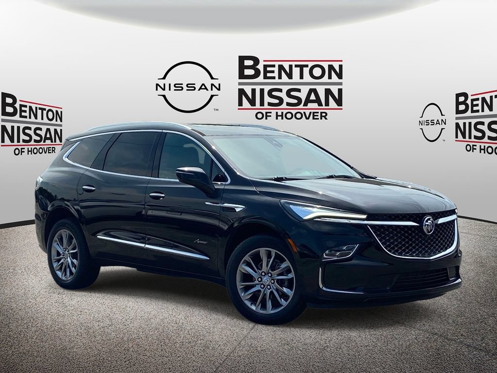 Used 2023 Buick Enclave Avenir w/ Avenir Technology Package FWD image 1