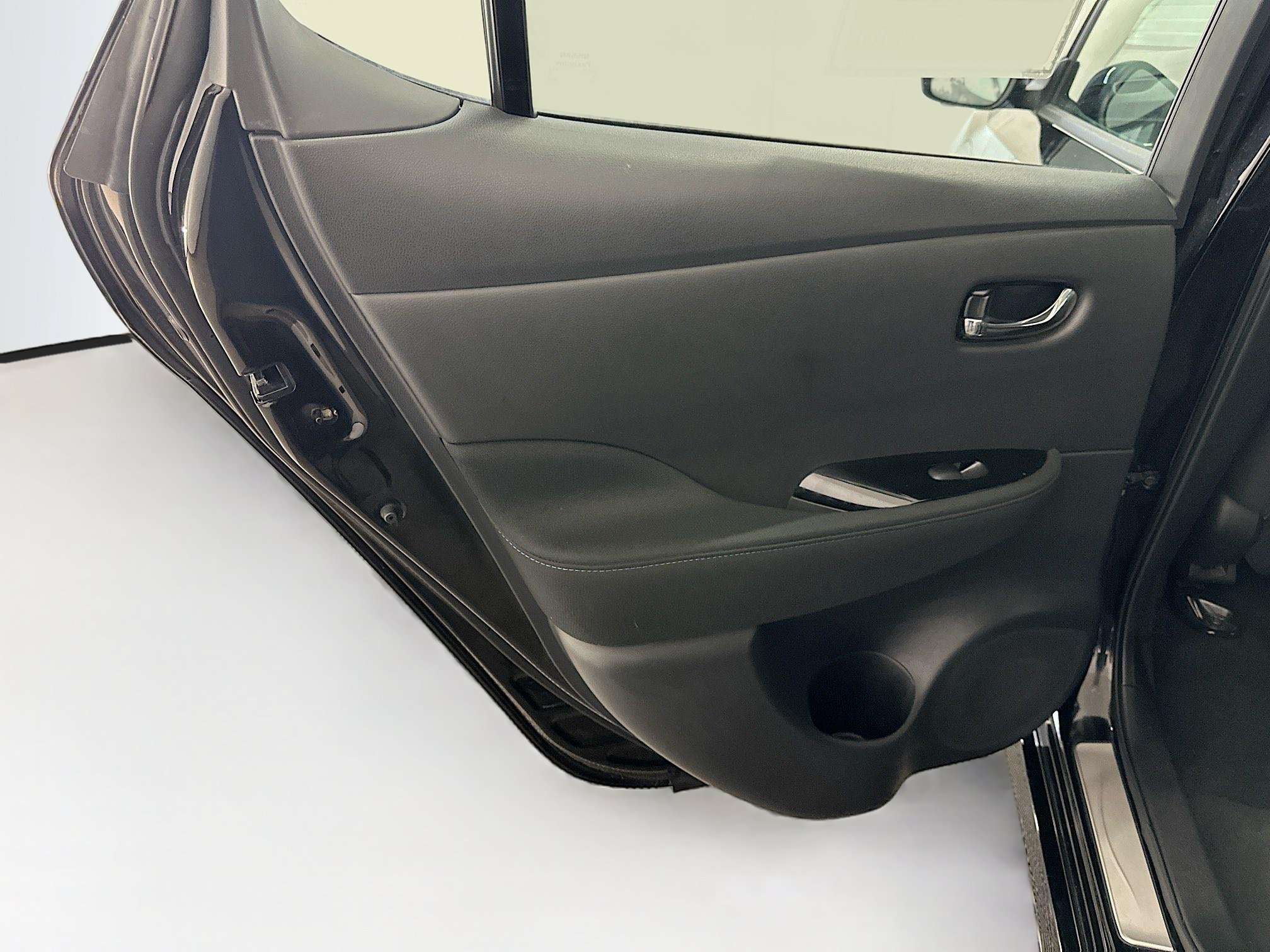 Used 2024 Nissan Leaf SV Plus FWD image 27