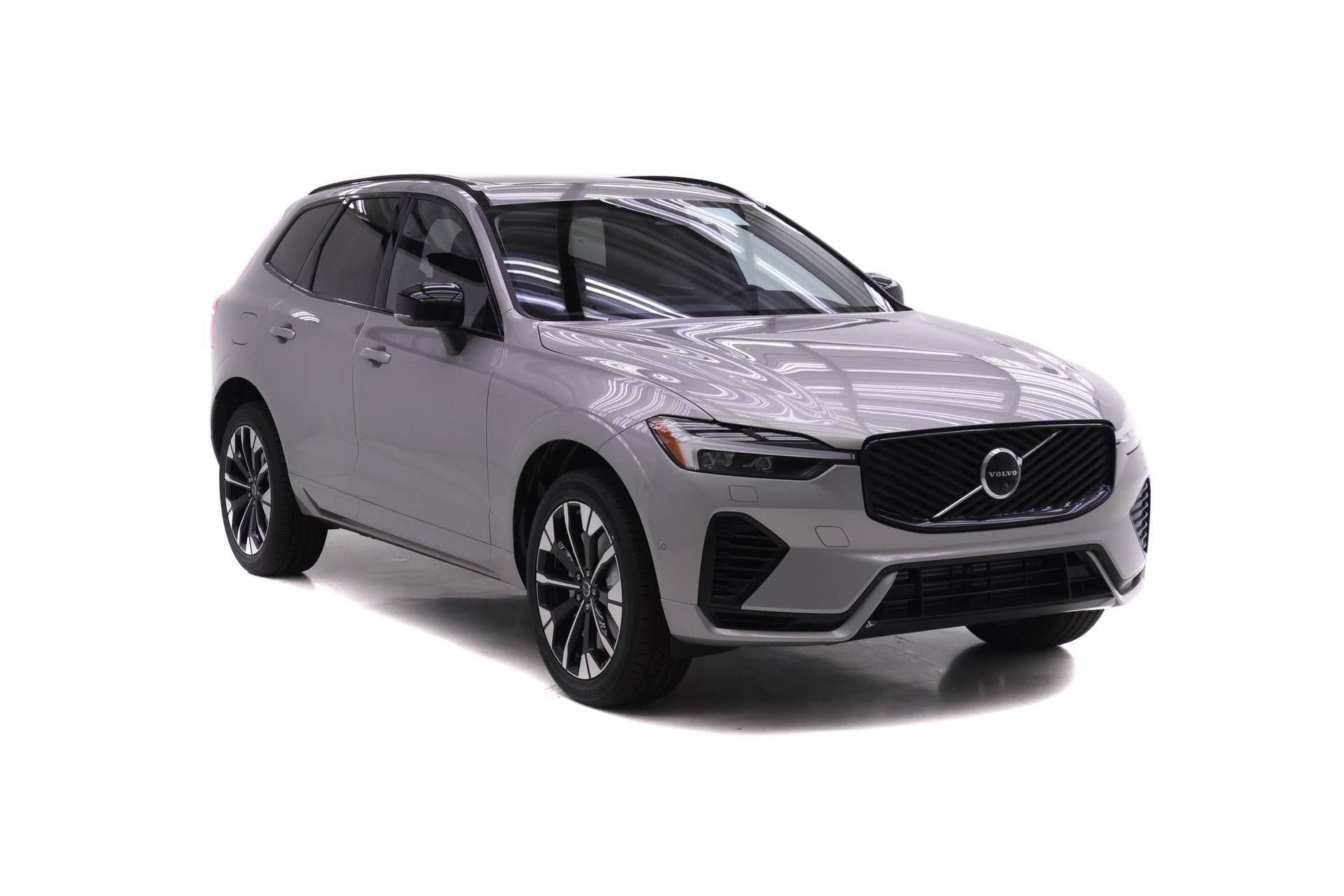 New 2026 Volvo XC60 T8 Plus w/ Protection Package Premier AWD/4WD image 2