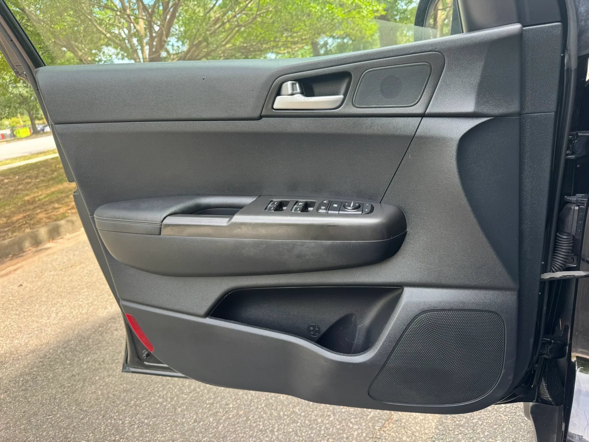 Used 2017 Kia Sportage LX FWD image 8