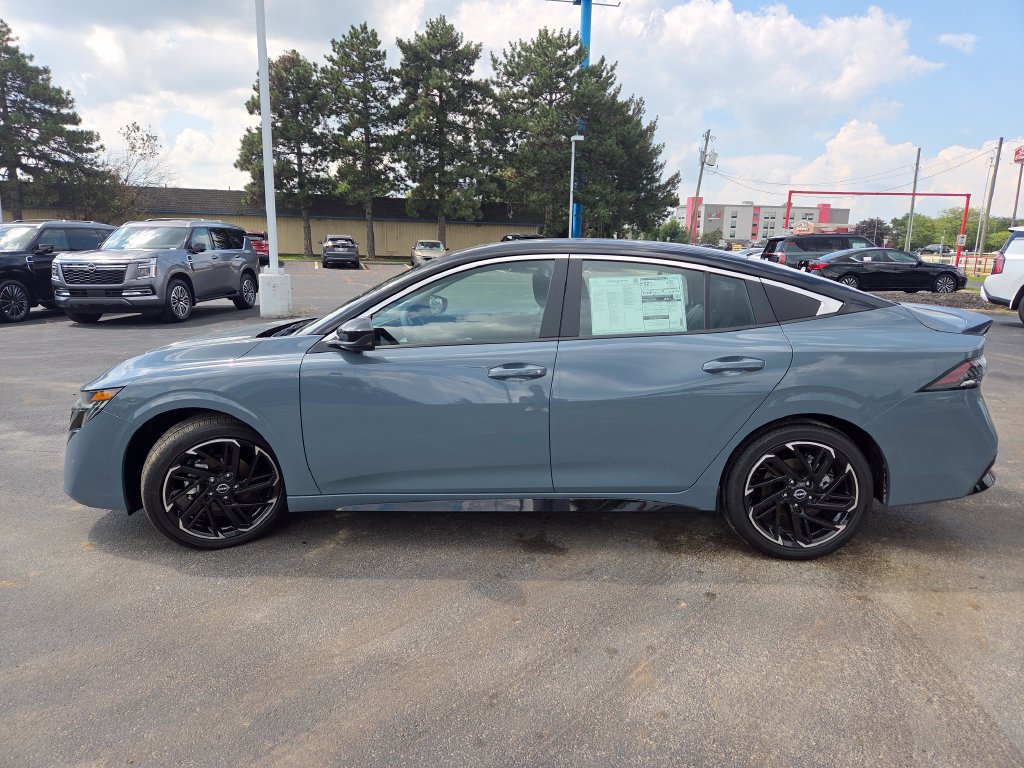 New 2026 Nissan Sentra SR w/ SR Premium Package FWD image 22