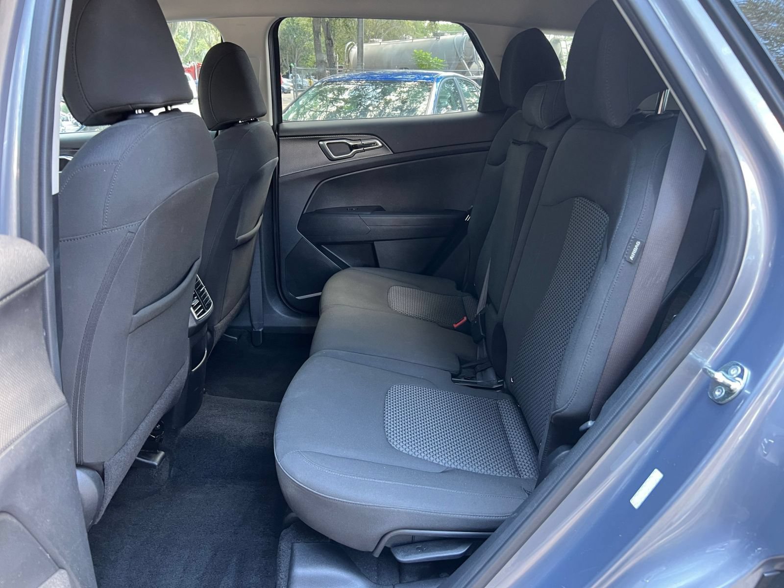 Used 2025 Kia Sportage LX FWD image 37