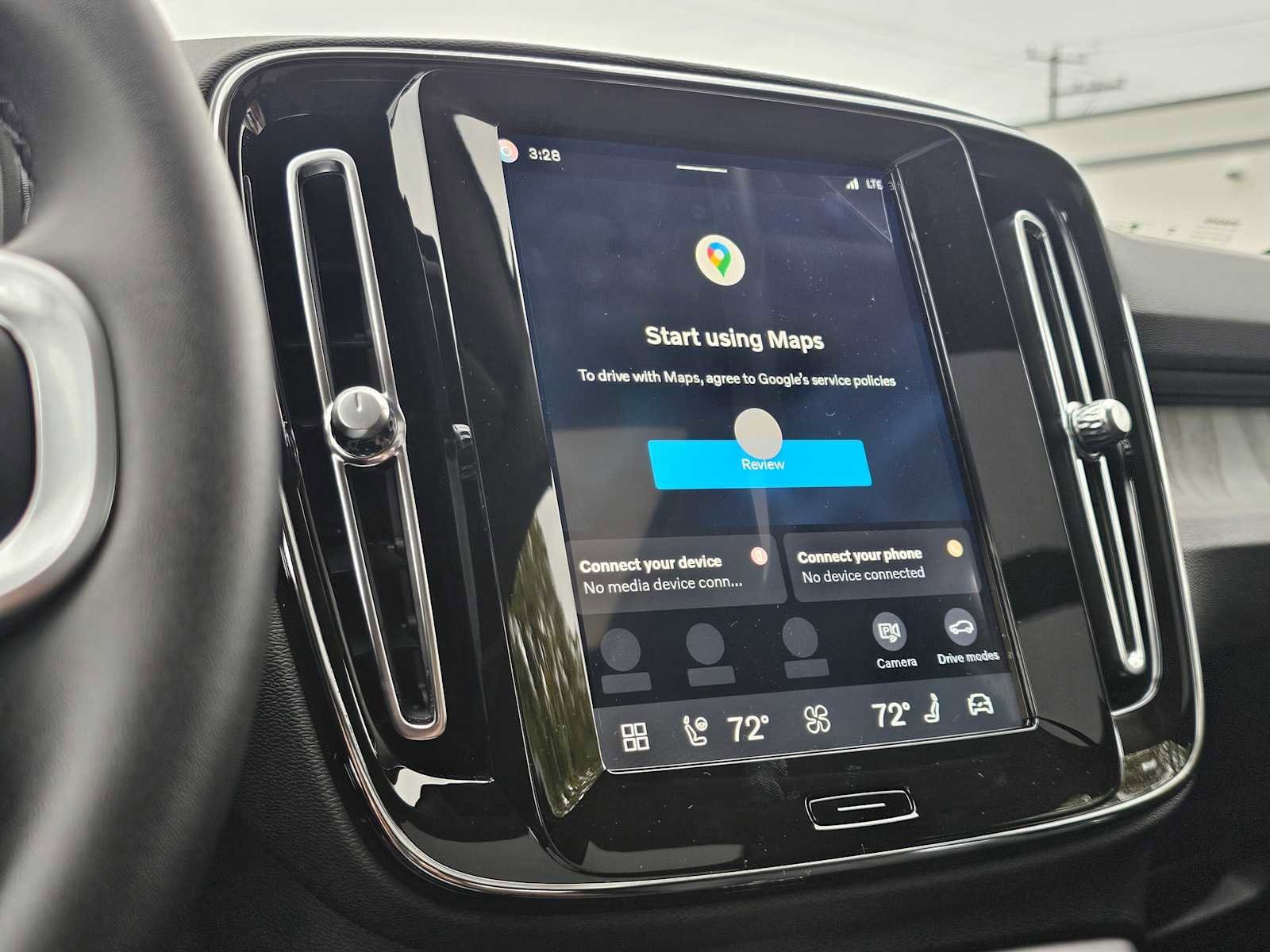 New 2026 Volvo XC40 B5 Core w/ Climate Package image 22