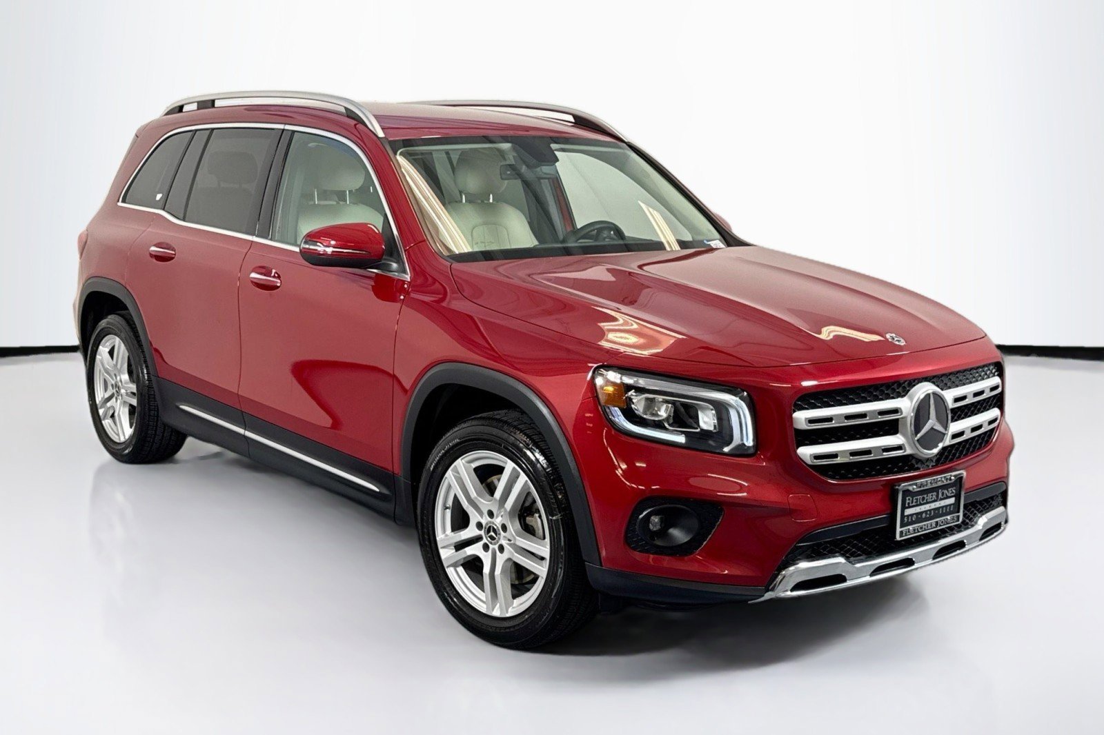 Used 2021 Mercedes-Benz GLB 250 4MATIC image 3