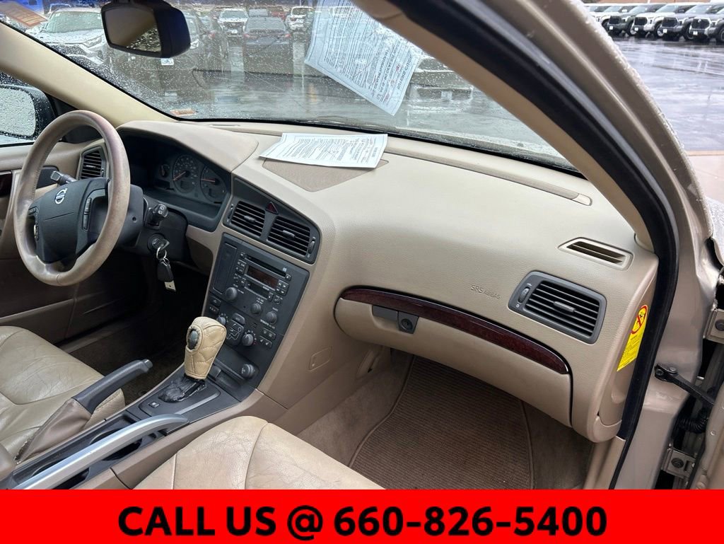 Used 2001 Volvo V70 Cross Country AWD/4WD image 6