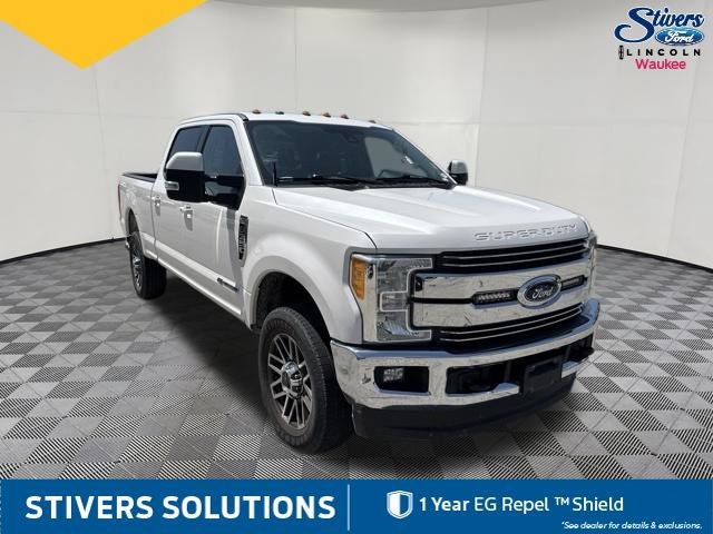 Used 2017 Ford F350 Lariat w/ Lariat Ultimate Package AWD/4WD image 3
