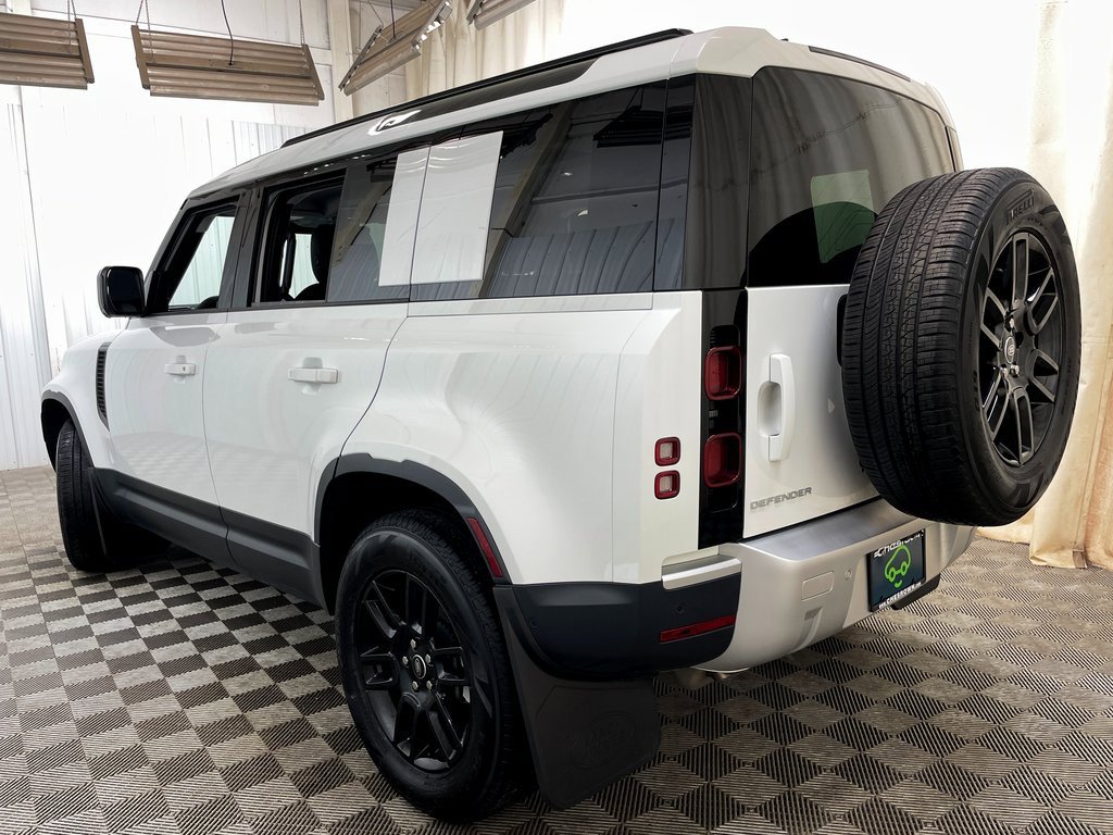 Used 2025 Land Rover Defender 110 S image 48