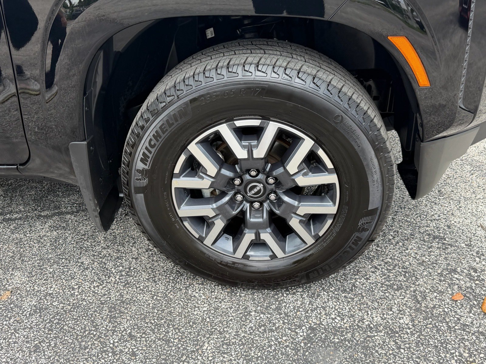 Certified 2024 Nissan Frontier SL w/ Technology Package RWD image 18