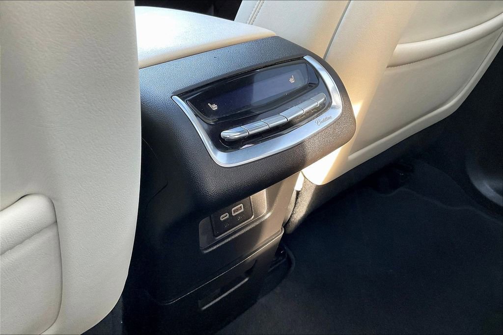 Used 2023 Cadillac XT6 Sport image 25