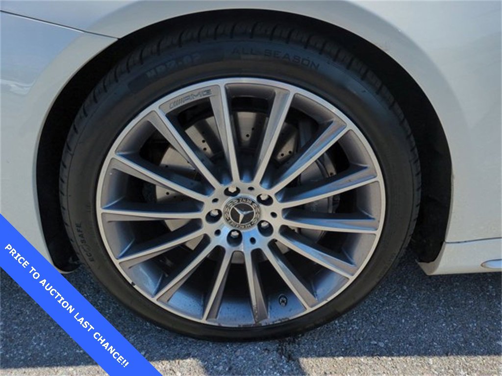 Used 2017 Mercedes-Benz S 550 Sedan image 11