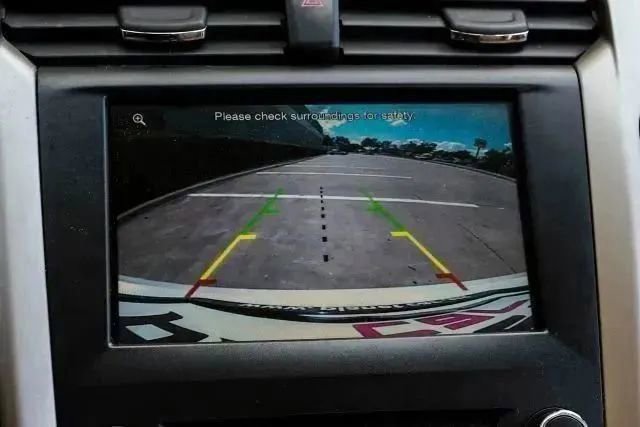 Used 2016 Ford Fusion SE w/ Equipment Group 502A image 28