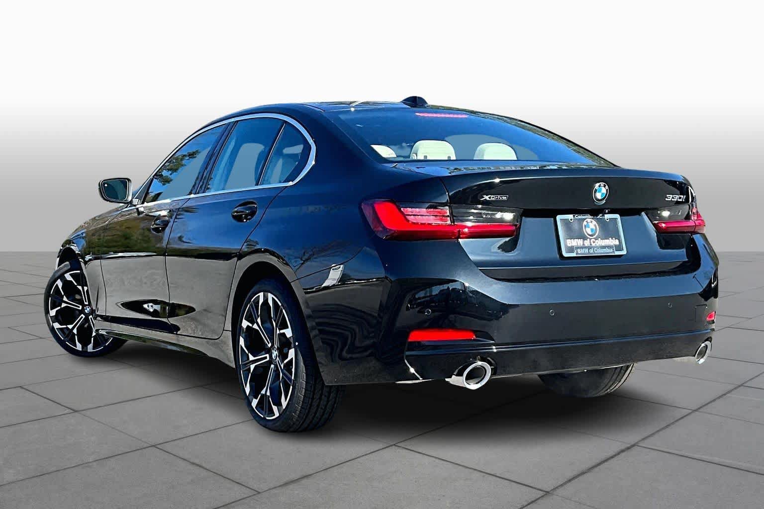 Used 2026 BMW 330i xDrive Sedan w/ Convenience Package AWD/4WD image 12