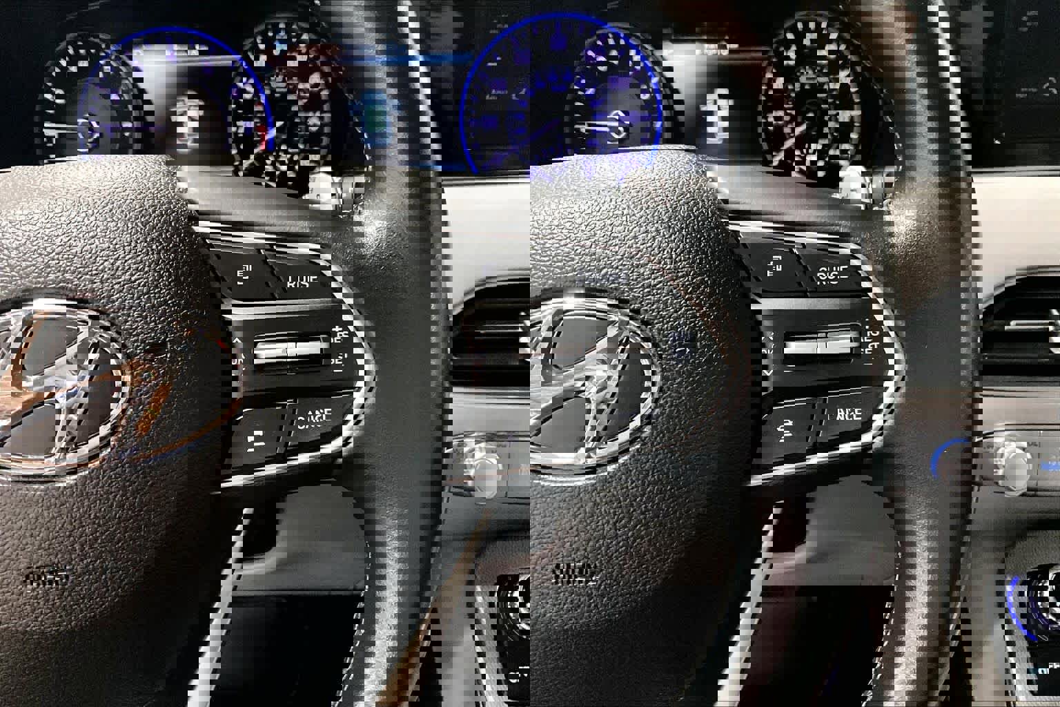 Used 2022 Hyundai Palisade SEL w/ 8P Bench Seat Package image 23