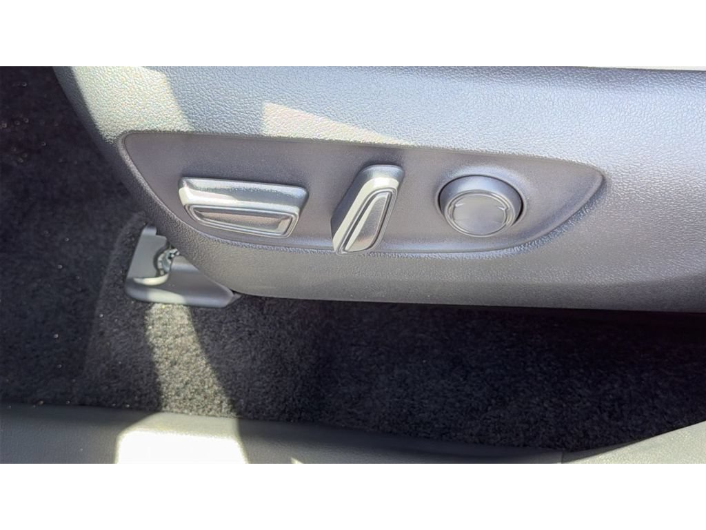 New 2026 Toyota Grand Highlander AWD image 34