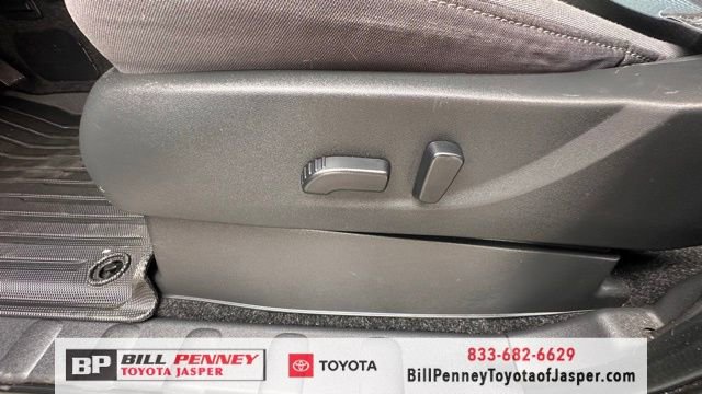 Used 2024 Nissan Frontier SV image 19