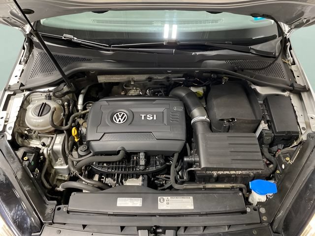 Used 2016 Volkswagen Golf S FWD image 31