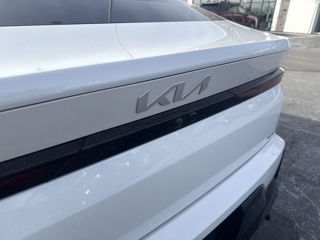 New 2026 Kia K4 GT-Line w/ GT-Line Premium Package FWD image 6