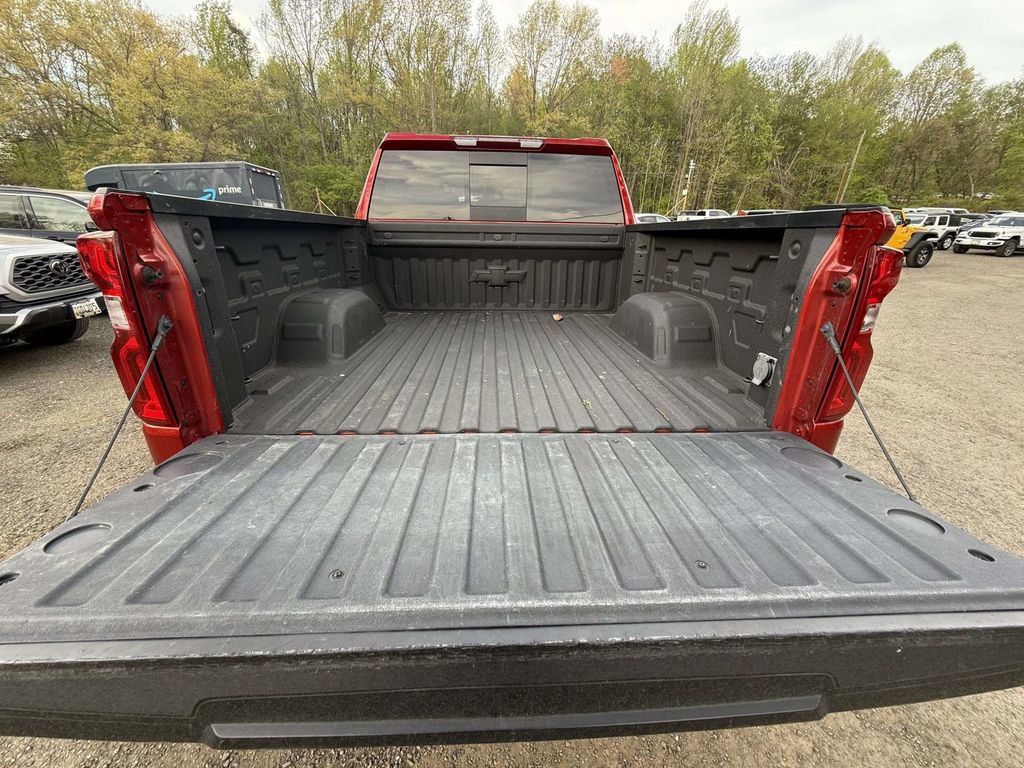 Used 2024 Chevrolet Silverado 1500 LT Trail Boss w/ Convenience Package II image 11