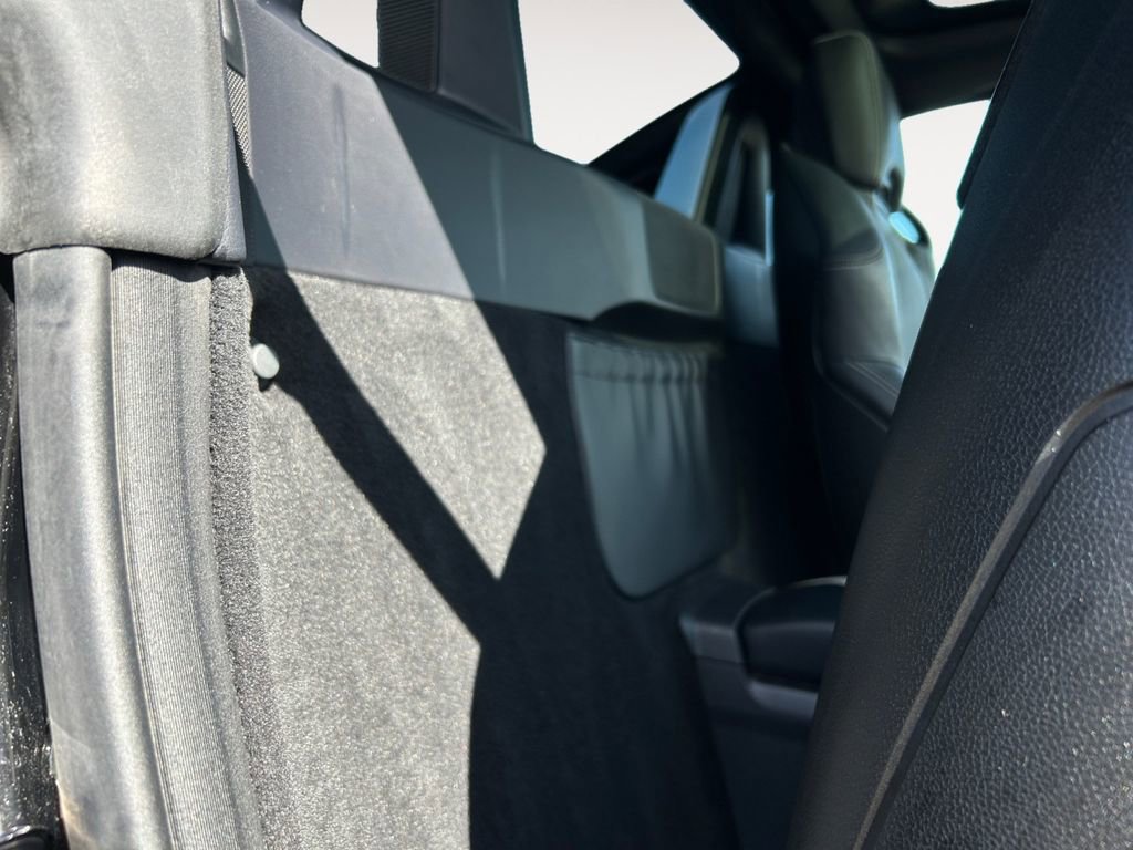 Used 2016 Mercedes-Benz SLK 350 image 11