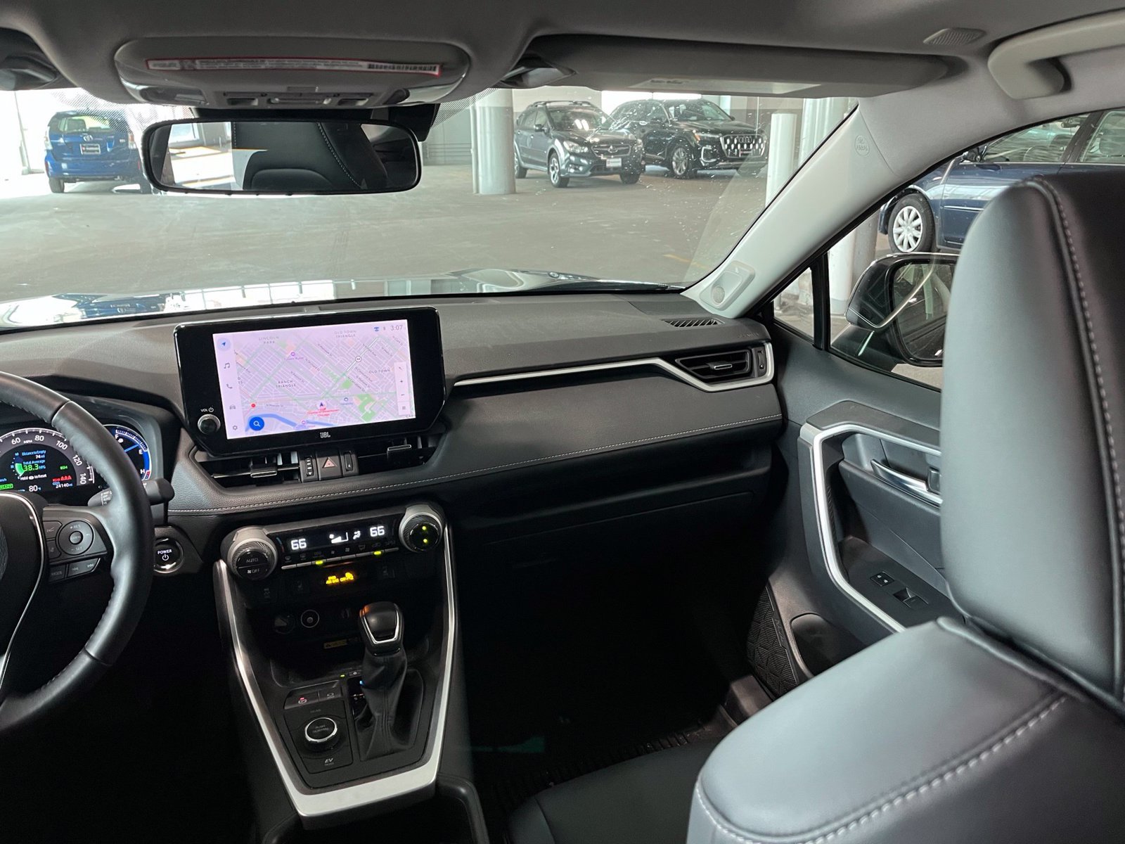 Used 2025 Toyota RAV4 XLE Premium w/ Weather Package AWD/4WD image 39