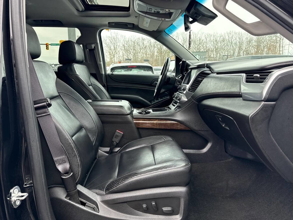Used 2017 Chevrolet Tahoe LT image 12